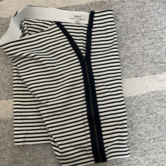 Madewell mini skirt - Picture 2 of 2